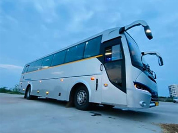 bus rental travels in Valasaravakkam